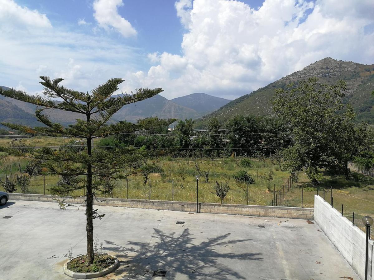 Ferienwohnung Beb Del Carmelo Mercato San Severino Exterior foto